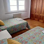 Apartment En Bloque Vivienda Con Piscina Y Barbacoa A 15 Min De La Playa Meis