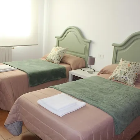 En Bloque Vivienda Con Piscina Y Barbacoa A 15 Min De La Playa Appartamento Meis